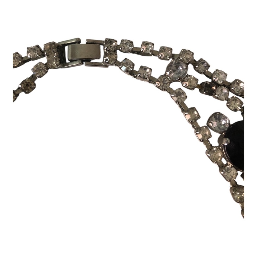 Elegant Black and Silver Statement Necklace - Picture 4 of 4